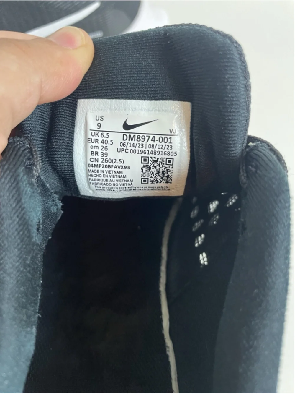 Nike Trainers Womens Size 9 ZoomX Fly 5 Black White Road Running Gym Shoes